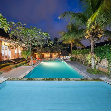 Uma Ubud Hotel ภายนอก รูปภาพ