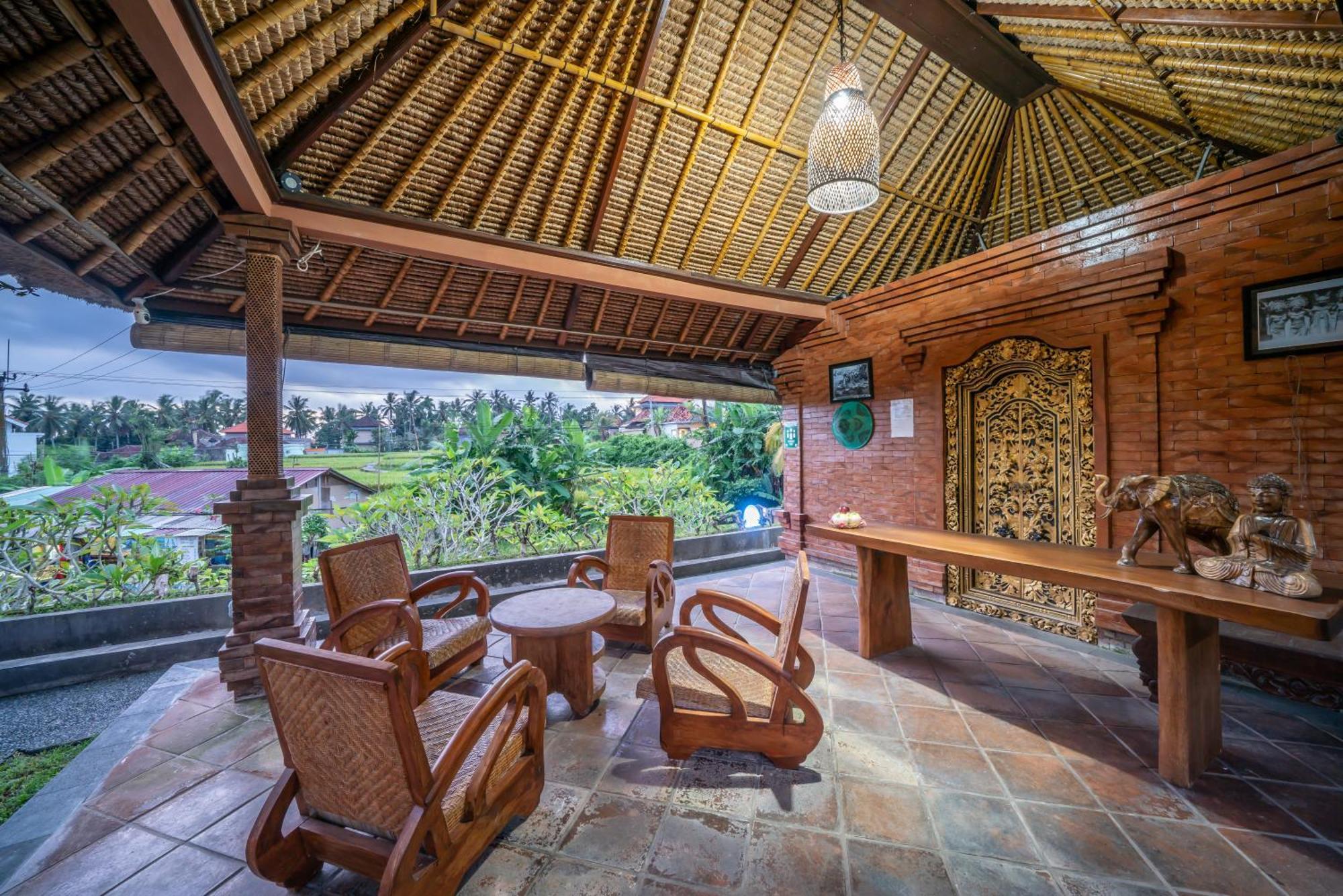 Uma Ubud Hotel ภายนอก รูปภาพ