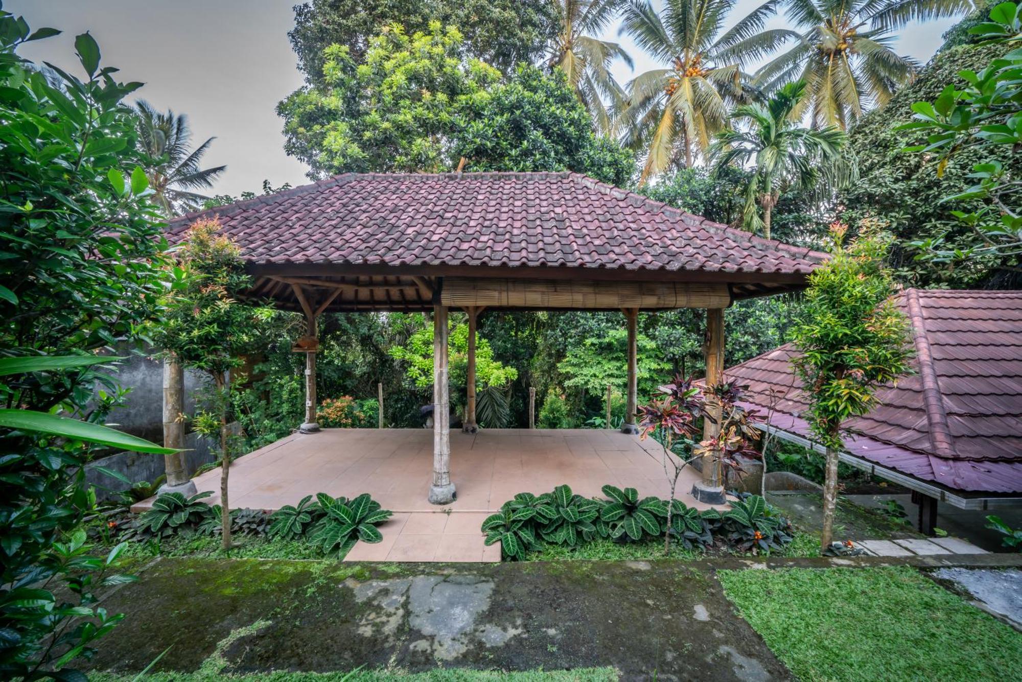 Uma Ubud Hotel ภายนอก รูปภาพ