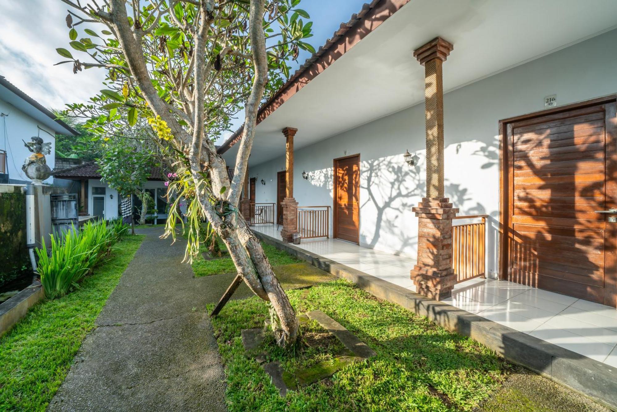 Uma Ubud Hotel ภายนอก รูปภาพ